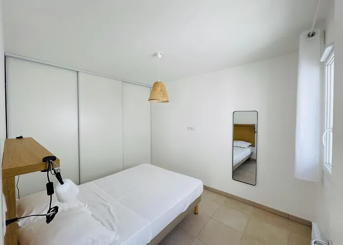 Appt Lumineux Pieds Dans L'eau N181 Apartmán Linguizzetta